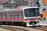 010_s.jpg