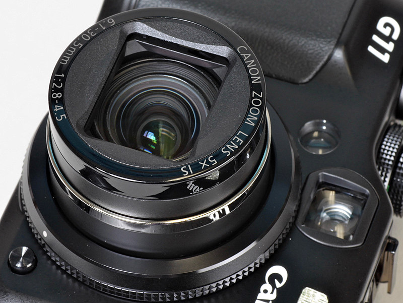 �����Y��PowerShot G10�Ɠ����ŁA35mm�����Z28�`140mm�AF2.8�`4.5��5�{�Y�[��