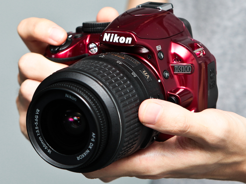 D3100���b�h�B���������Y��AF-S DX NIKKOR 18-55mm F3.5-5.6 G VR