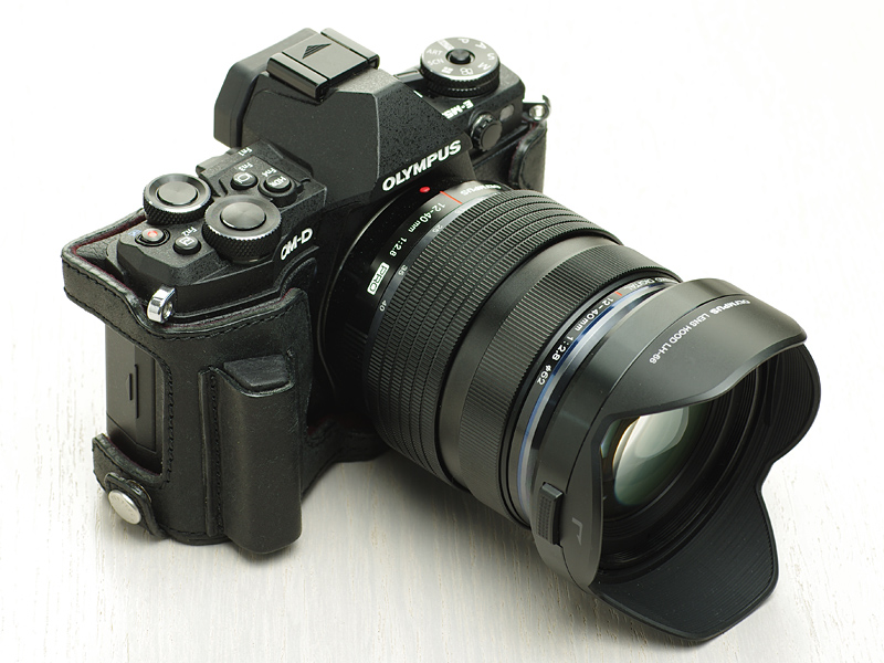 OLYMPUS - OLYMPUS OM-D E-M5 MarkⅢ と専用外付けグリップ ECG-5の+