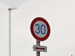015_s.jpg