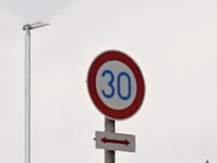 016_s.jpg
