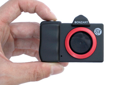 カラーモードが選べるトイカメラ「BONZART LIT+」 - デジカメ Watch Watch