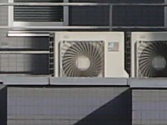 015_s.jpg