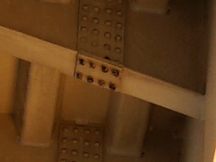 009_s.jpg