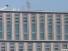 018_s.jpg