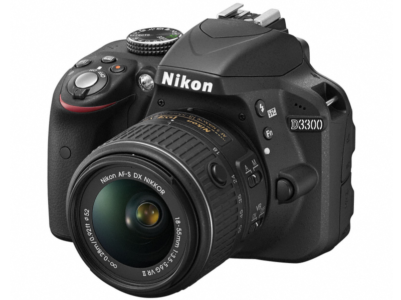 Nikon D3300 ワイヤレスモバイルアダプター　三脚付き