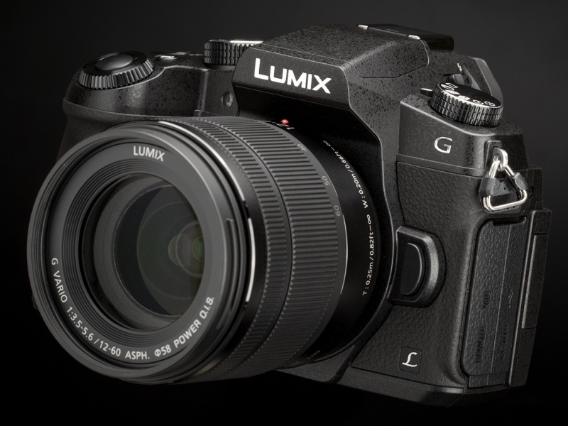 Panasonic Lumix G8 レンズ付き！-