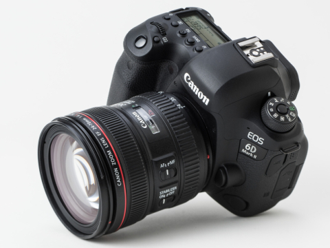 ■美品■Canon EOS 6D Mark II マーク2 ボディ