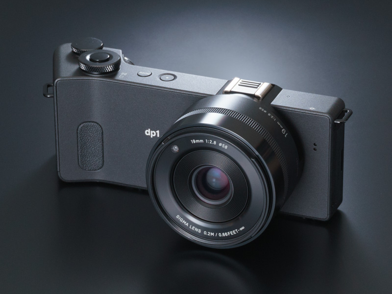 【初回生産版特典付き】SIGMA dp1 Quattro