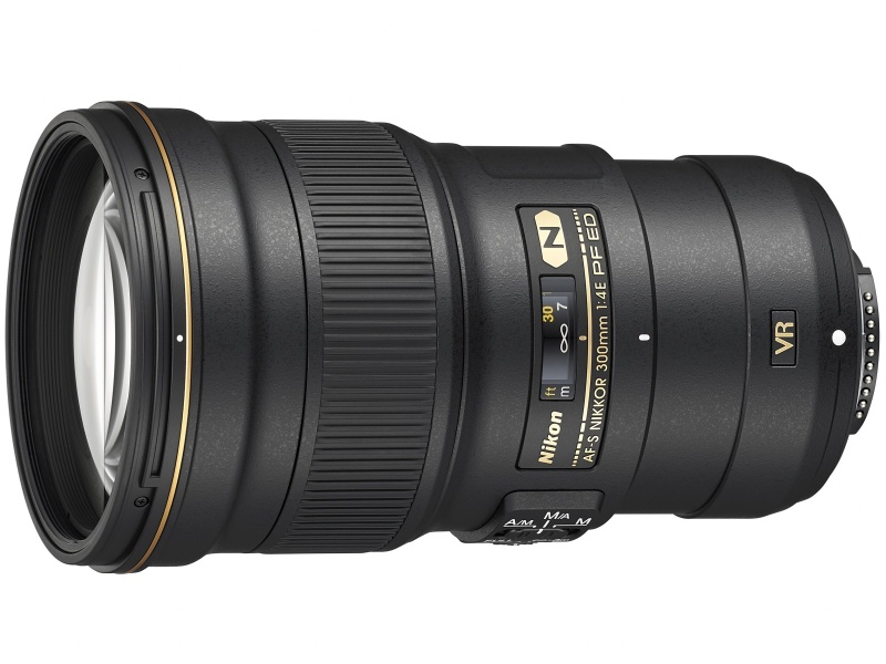 ニコン、大幅に小型軽量化した「300mm F4」を海外発表 - デジカメ