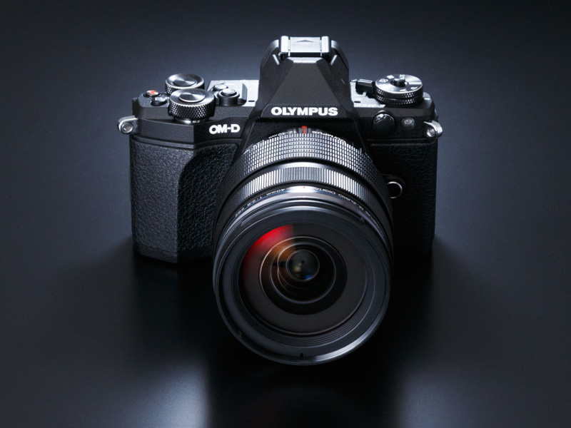 新製品レビュー：OLYMPUS OM-D E-M5 Mark II（外観・機能編