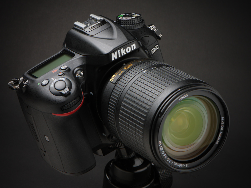 ★ショット数1064回の新品級★ Nikon D7200