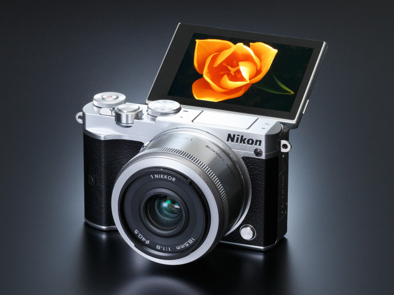 新製品レビュー：Nikon 1 J5（外観・機能編） - デジカメ Watch Watch