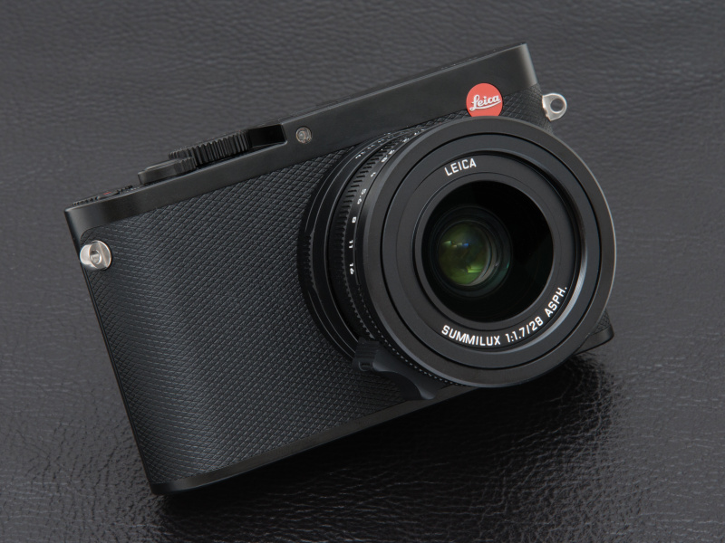 leica q コレクション 赤バッジ