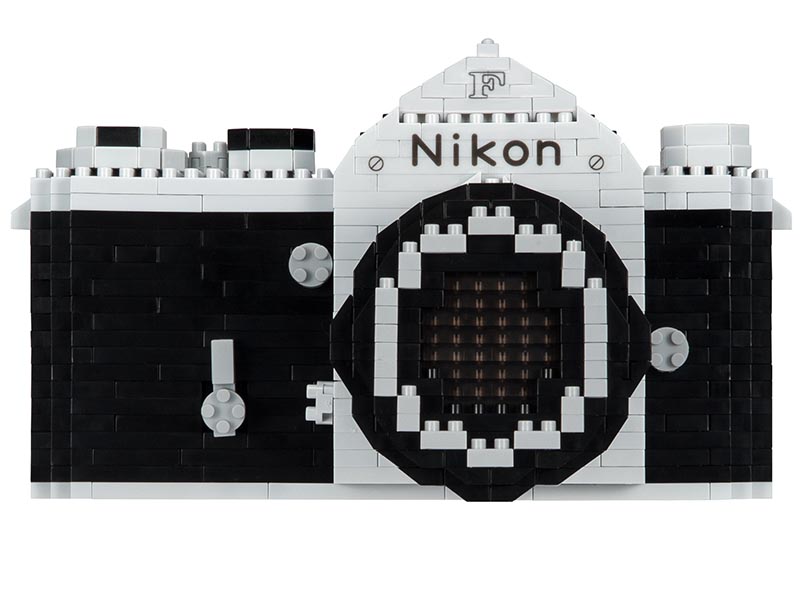 ナノブロック Nikon F」「ニコン カメラトランプ」がオンラインでも 