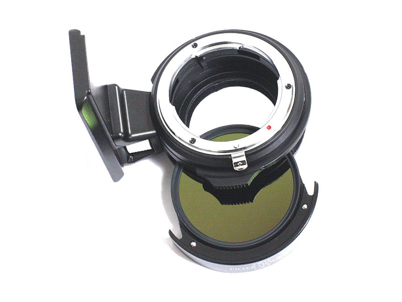 52mmフィルターを差し込めるマウントアダプター - デジカメ Watch Watch