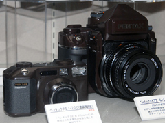 日本カメラ博物館の「ペンタックス展」に幻のフルサイズデジタル一眼が出品