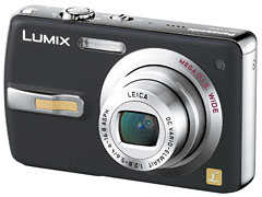 パナソニック、3型液晶を搭載した「LUMIX DMC-FX50」