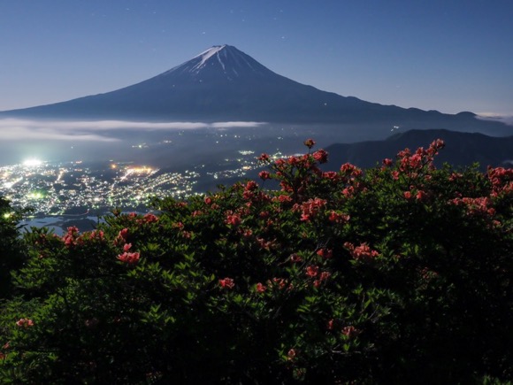 Progressive Pro Lens 写真家がプロレンズを選ぶ理由 イメージ力を大切にしながら 季節ごとの美しさを追いかける 富士山写真家 橋向真さんインタビュー デジカメ Watch