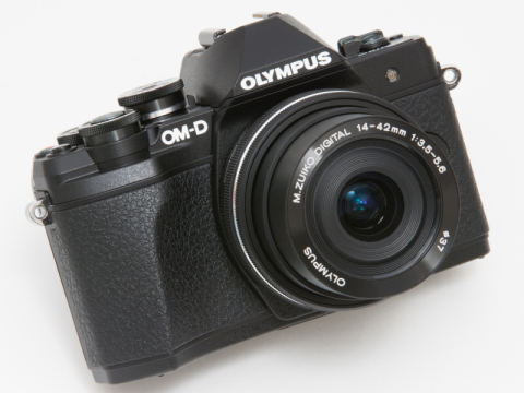 カメラ デジタルカメラ 新製品レビュー：OLYMPUS OM-D E-M10 Mark III（外観・機能編 