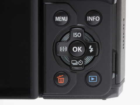 カメラ デジタルカメラ 新製品レビュー:OLYMPUS OM-D E-M10 Mark III(外観・機能編 カメラ デジタルカメラ 新製品レビュー:OLYMPUS OM-D E-M10 Mark III(外観・機能編