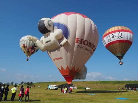 イベント告知 色とりどりのバルーンが大空に踊る 熱気球グランプリ が今年も開催 デジカメ Watch