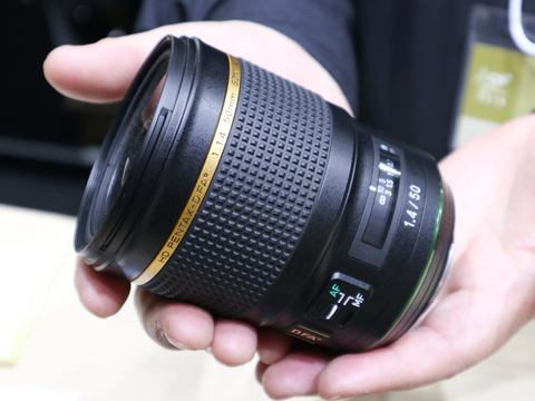 イベントレポート】【CP+】参考出品のHD PENTAX-D FA☆50mmF1.4 SDM AW 