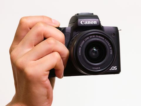 カメラ デジタルカメラ 新製品レビュー：EOS Kiss M（外観・機能編） - デジカメ Watch