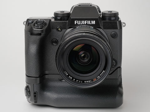 新製品レビュー：FUJIFILM X-H1（外観・機能編） - デジカメ Watch