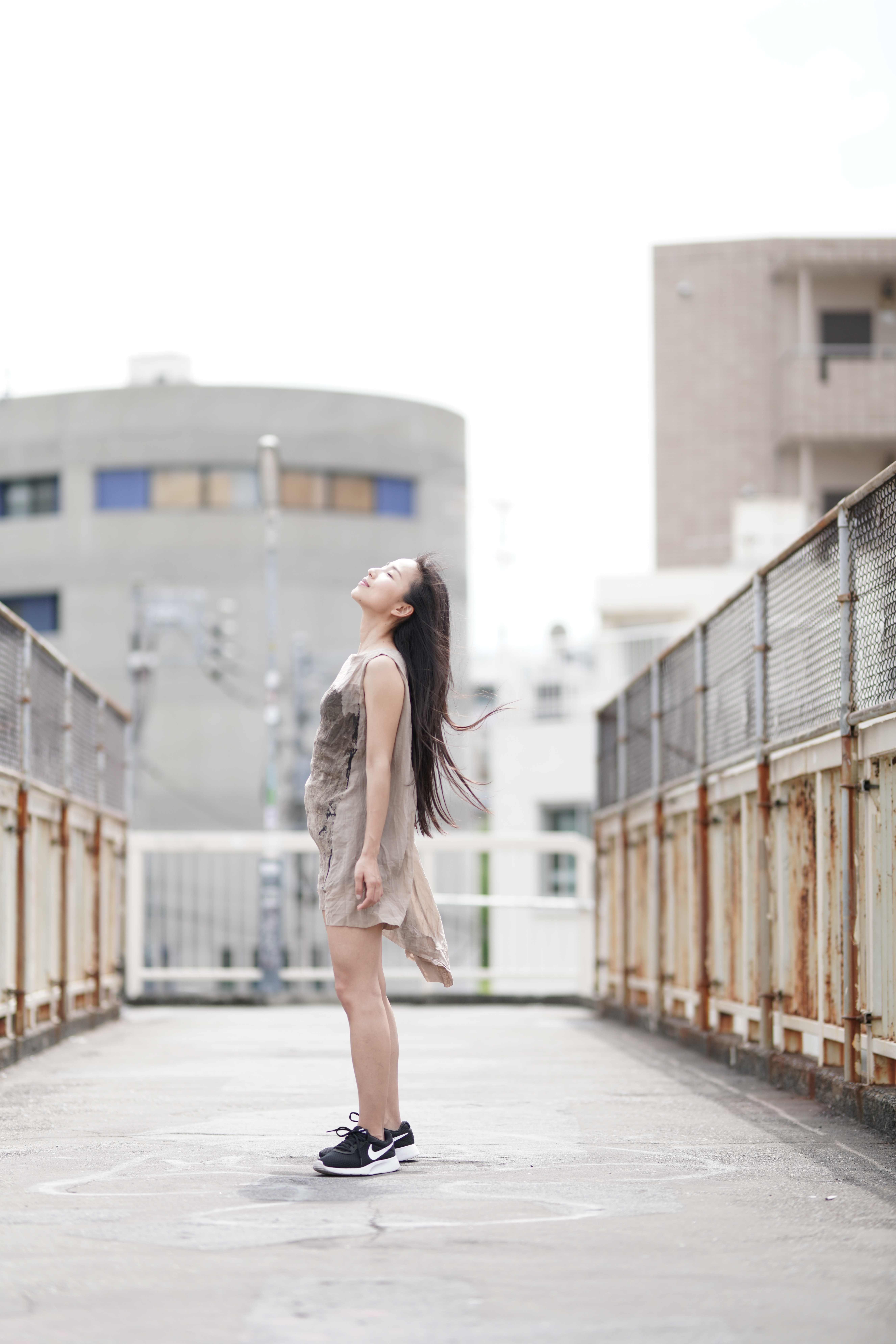 【画像】究極のポートレートレンズで女の人を撮影した結果 	 [663277603]->画像>25枚 