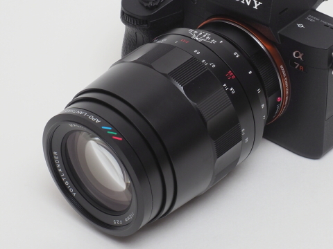 交換レンズレビュー：フォクトレンダーMACRO APO-LANTHAR 110mm F2.5 E
