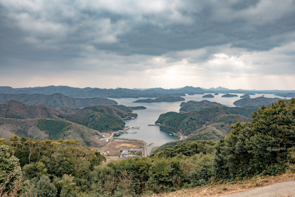いまに息づく歴史を求めて 国境の島 対馬を撮り歩く デジカメ Watch
