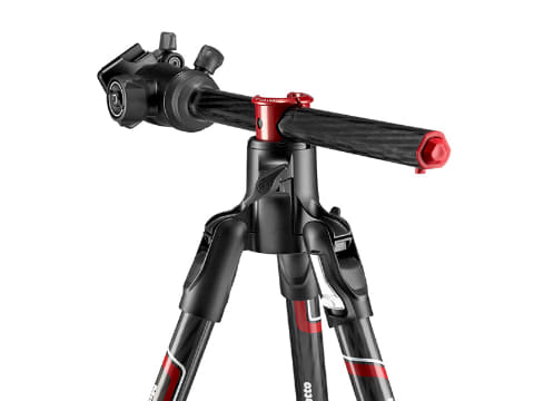 Manfrotto センターポールが水平になるトラベル三脚 デジカメ Watch