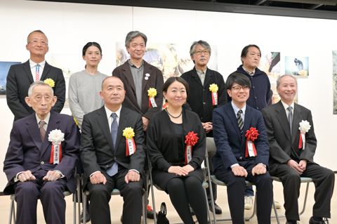 ニコンサロン年度賞 44回伊奈信男賞 21回三木淳賞授賞式が開催 デジカメ Watch