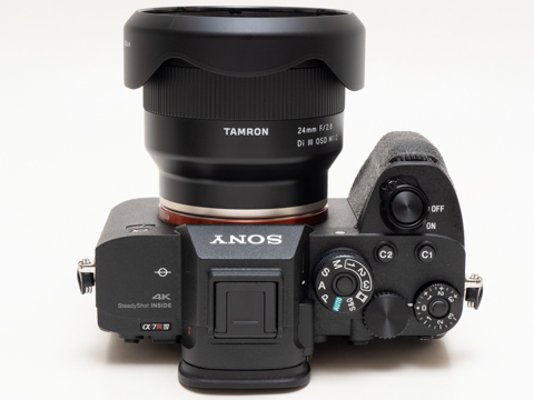 新製品レビュー:TAMRON 24mm F/2.8 Di III OSD M1:2 - デジカメ Watch