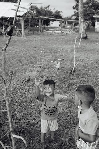 山口大輝写真展 チャマンガ 海辺の村 デジカメ Watch