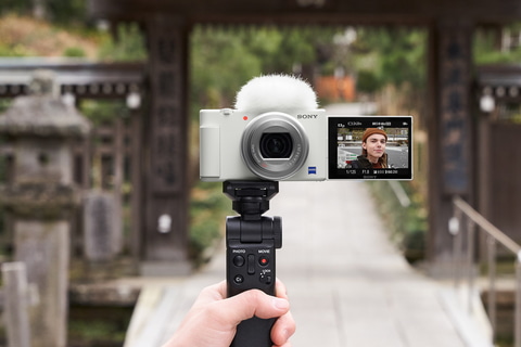 ソニー、「VLOGCAM ZV-1」にホワイトバージョンを追加 - デジカメ Watch