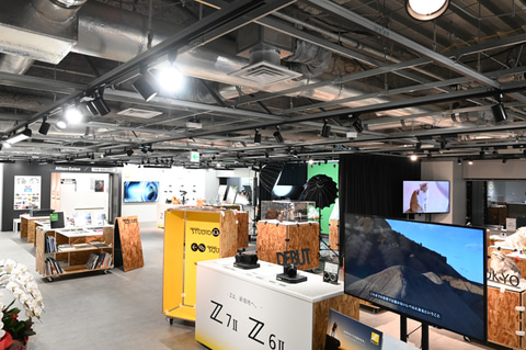 イベント告知 多摩美術大学統合デザイン学科卒業制作 ニコンプラザセレクション展 デジカメ Watch