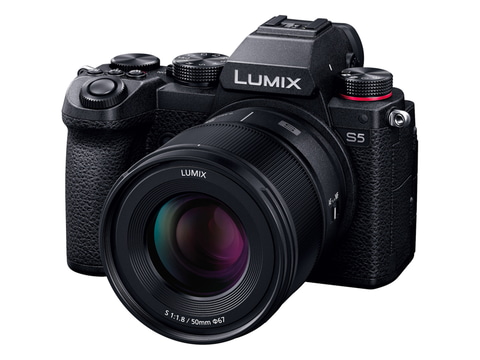 パナソニック、重量300gのフルサイズ標準大口径レンズ「LUMIX S 50mm