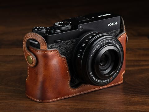 Kaza Fujifilm X E4用のレザーカメラケース オプションで専用アウターケースも デジカメ Watch