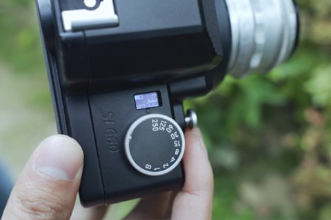 チェキスクエア対応のレンズ交換式インスタントカメラ「NONS SL660 