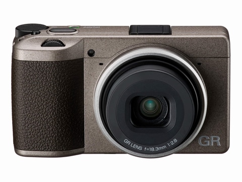 RICOH GR IIIに、全世界2,000台限定の「Diary Edition Special Limited