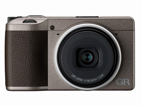 RICOH GR IIIに、全世界2,000台限定の「Diary Edition Special Limited