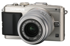 自分撮りモニター搭載の「OLYMPUS PEN Lite E-PL6」 - デジカメ Watch Watch