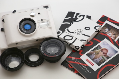 ロモグラフィーのインスタントカメラ Lomo Instant を使ってみました 女子カメ Watch