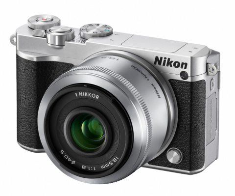 ニコン デザインを一新した Nikon 1 J5 デジカメ Watch Watch