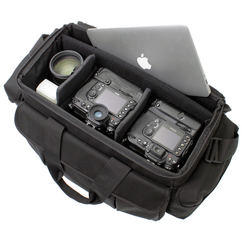 エツミ、プロ用一眼レフ2台+15型ノートPC対応のカメラバッグ - デジカメ Watch Watch