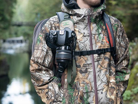 カメラホルスター「SPIDER CAMERA HOLSTER」に小型モデル - デジカメ Watch