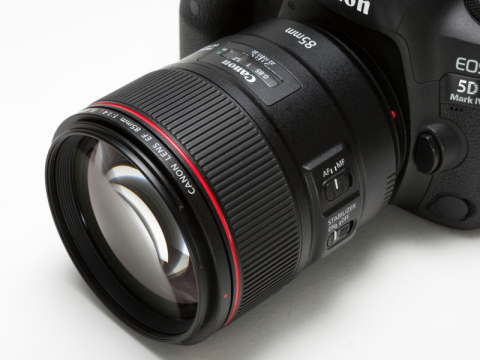 レンズ(ズーム)Canon EF85mm F1.4L IS USM 新品未使用